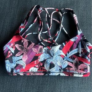 Reposh. Lululemon sports bra